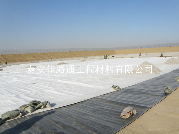 對HDPE復(fù)合土工膜進(jìn)行合理有效工藝檢驗